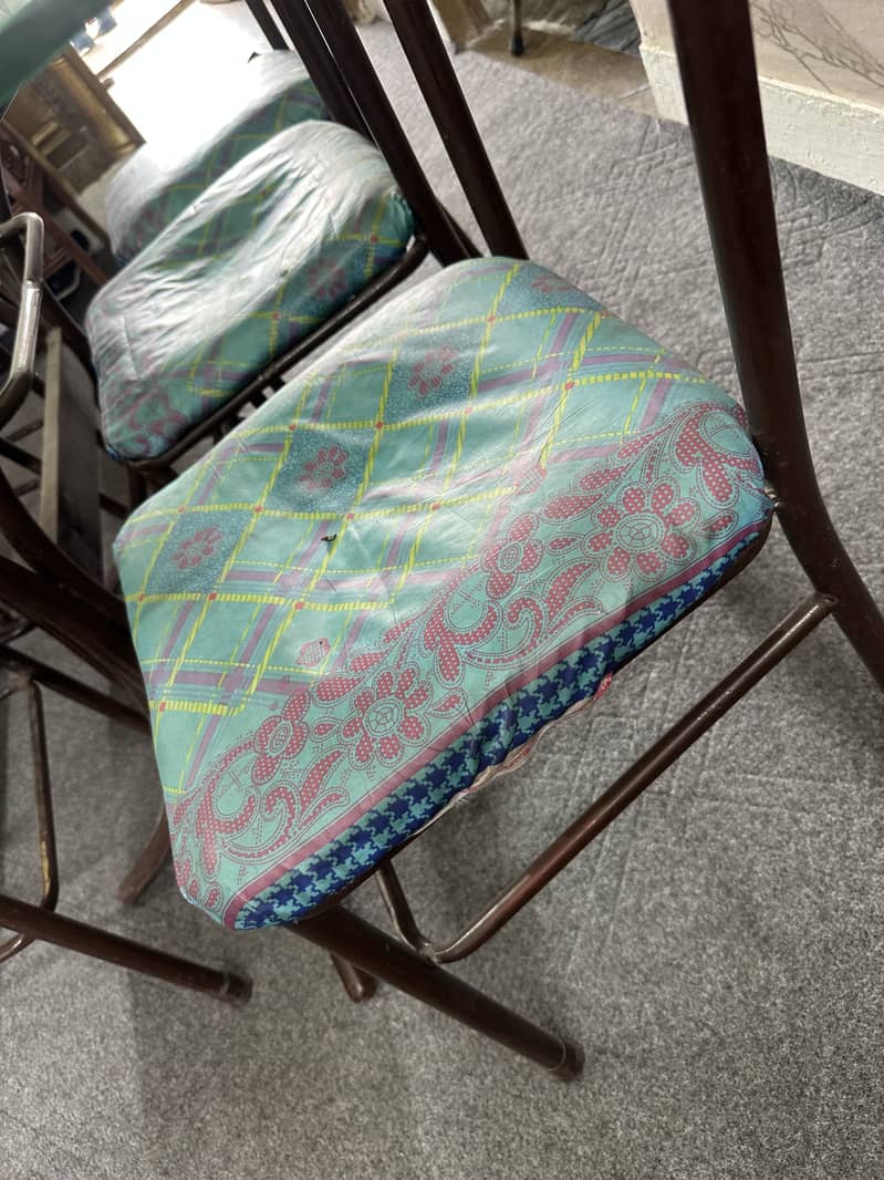 6 seater’s dining Table 11