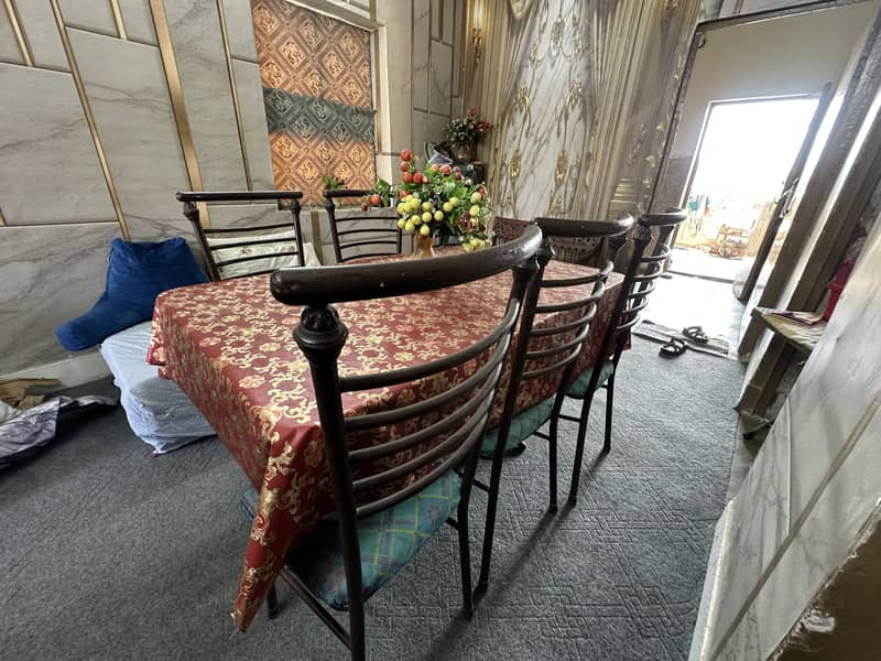 6 seater’s dining Table 13