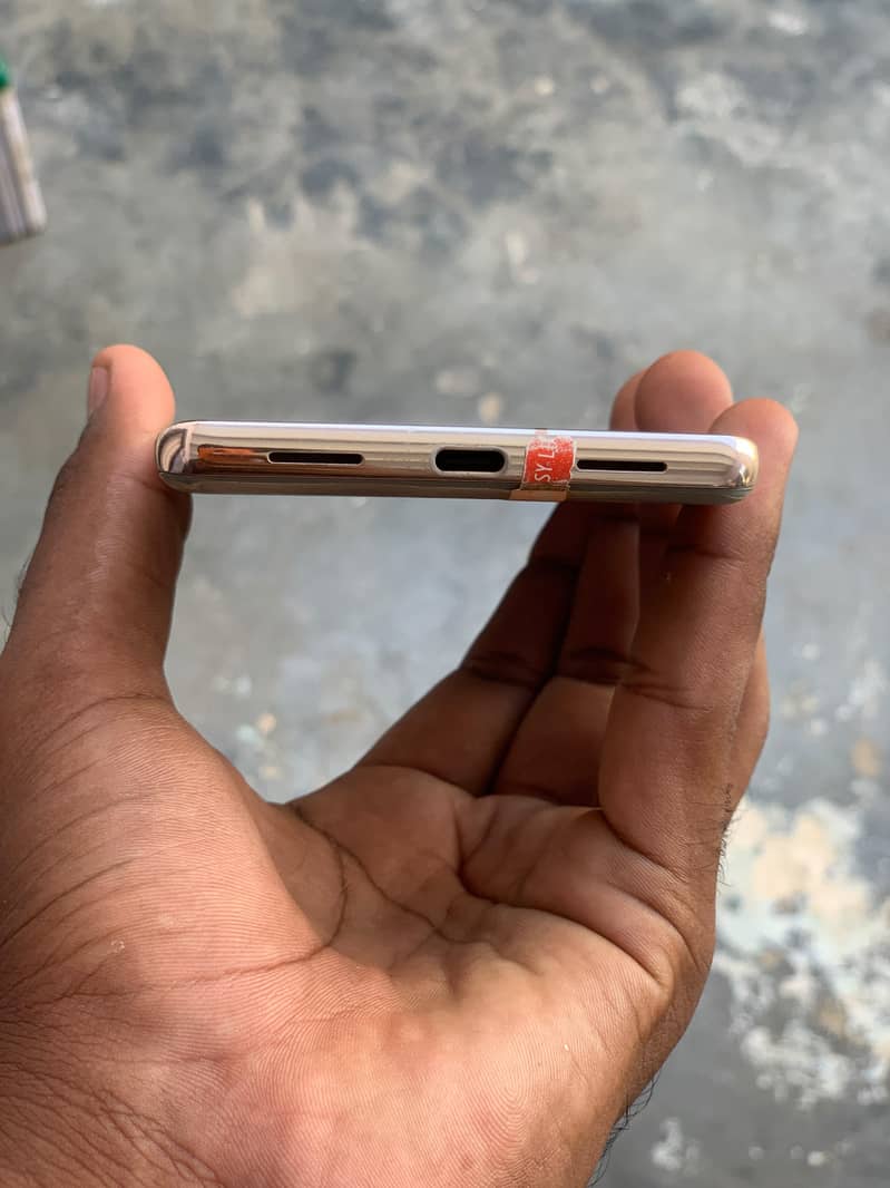 Google Pixel 7 Pro 4