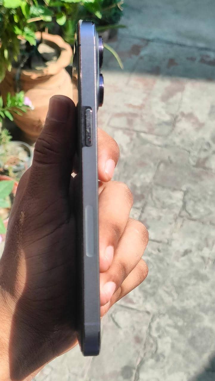 Apple iPhone 14 Pro Max 2