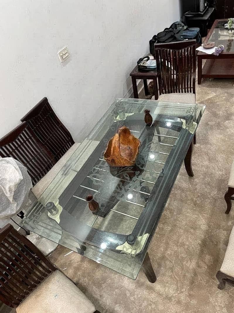 wodden dining table 4