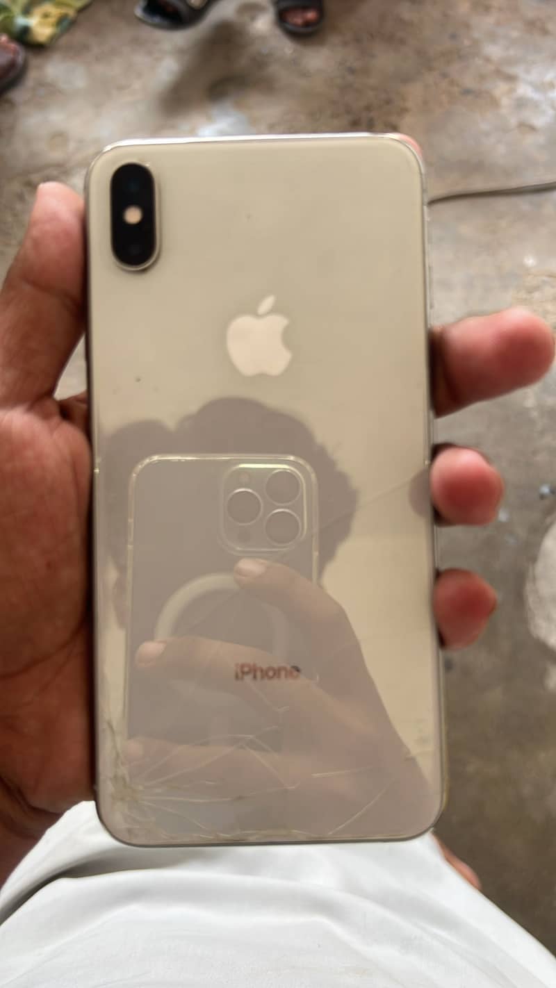 Apple iPhone XS Max 6