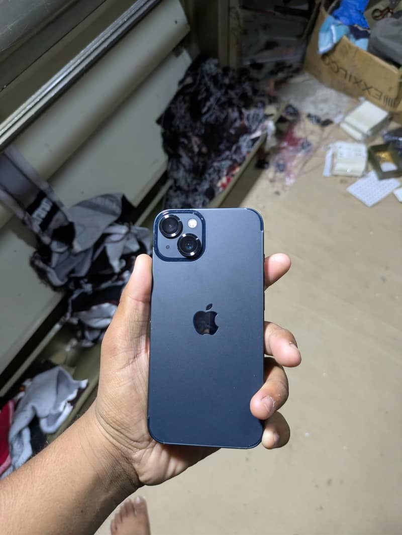 Apple iPhone 13 0