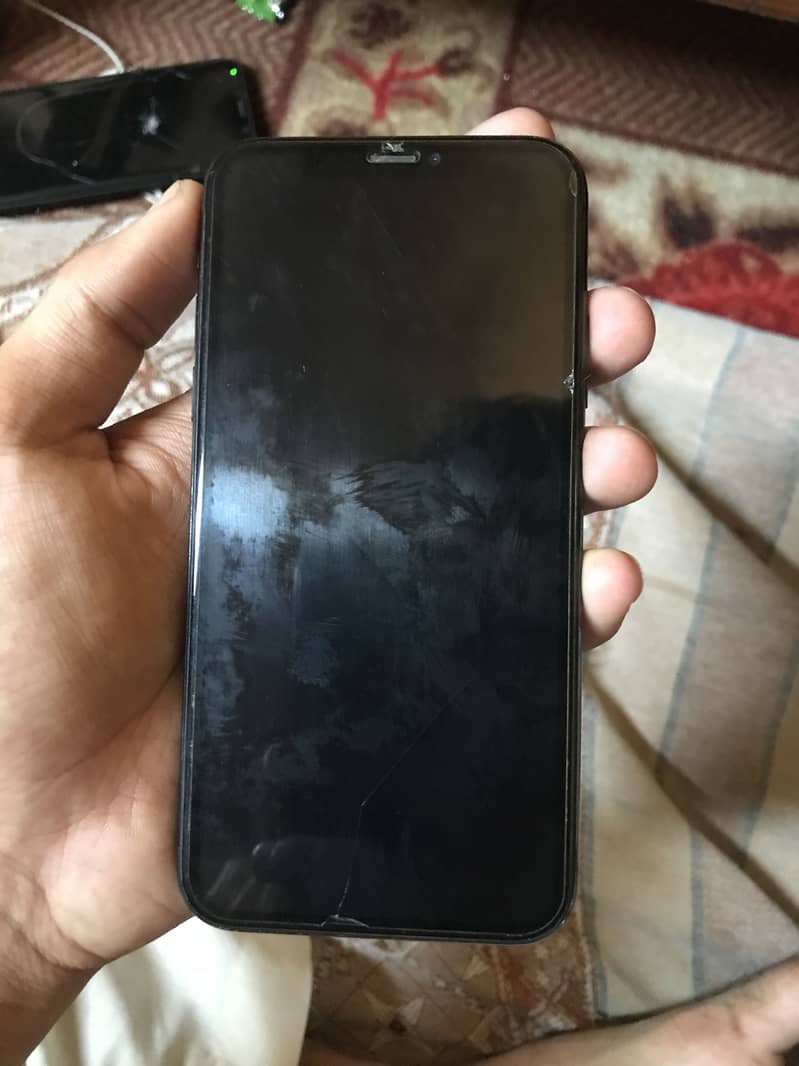 Apple iPhone X 3