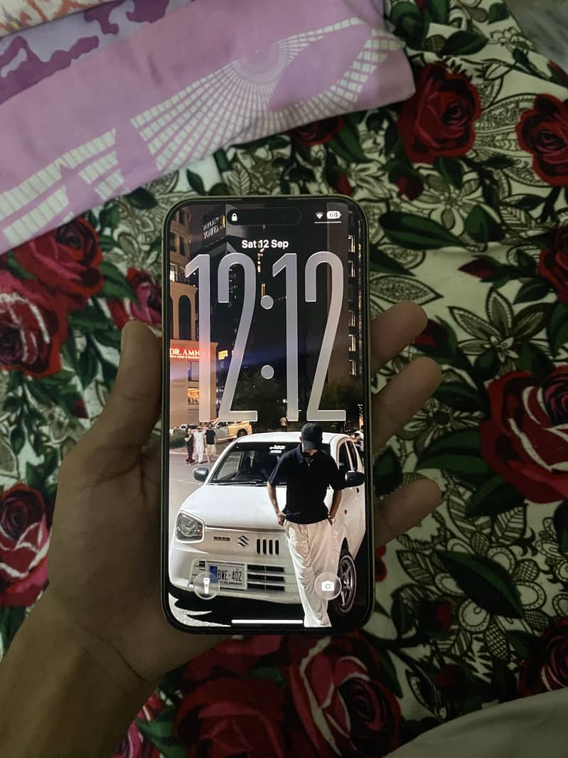 Apple iPhone 14 Pro Max 0