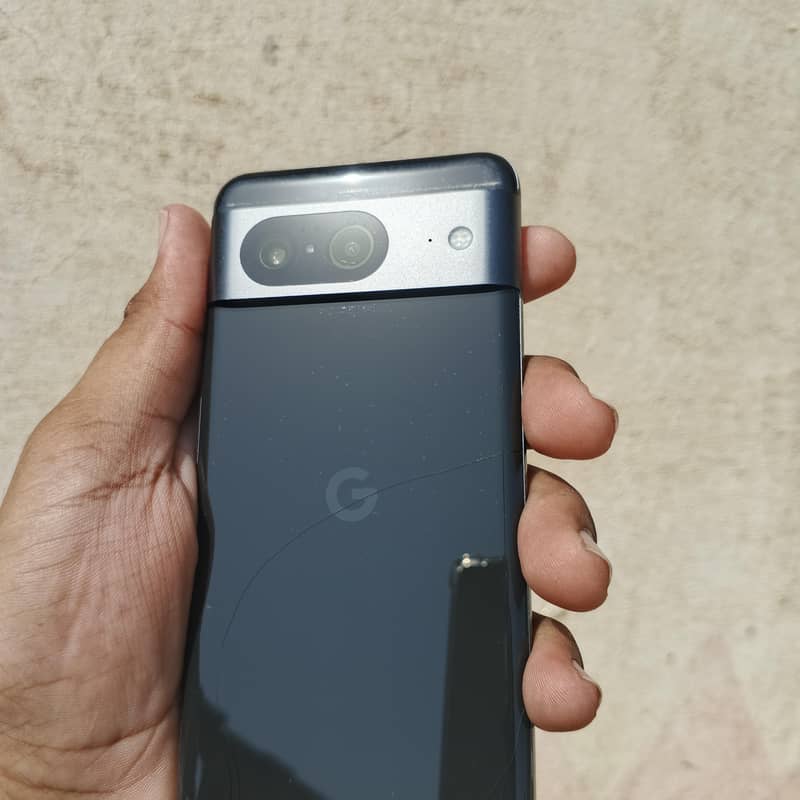 Google Pixel 8 13