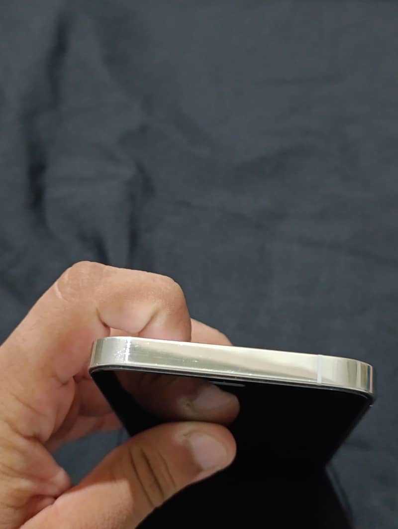 Apple iPhone 12 Pro 1