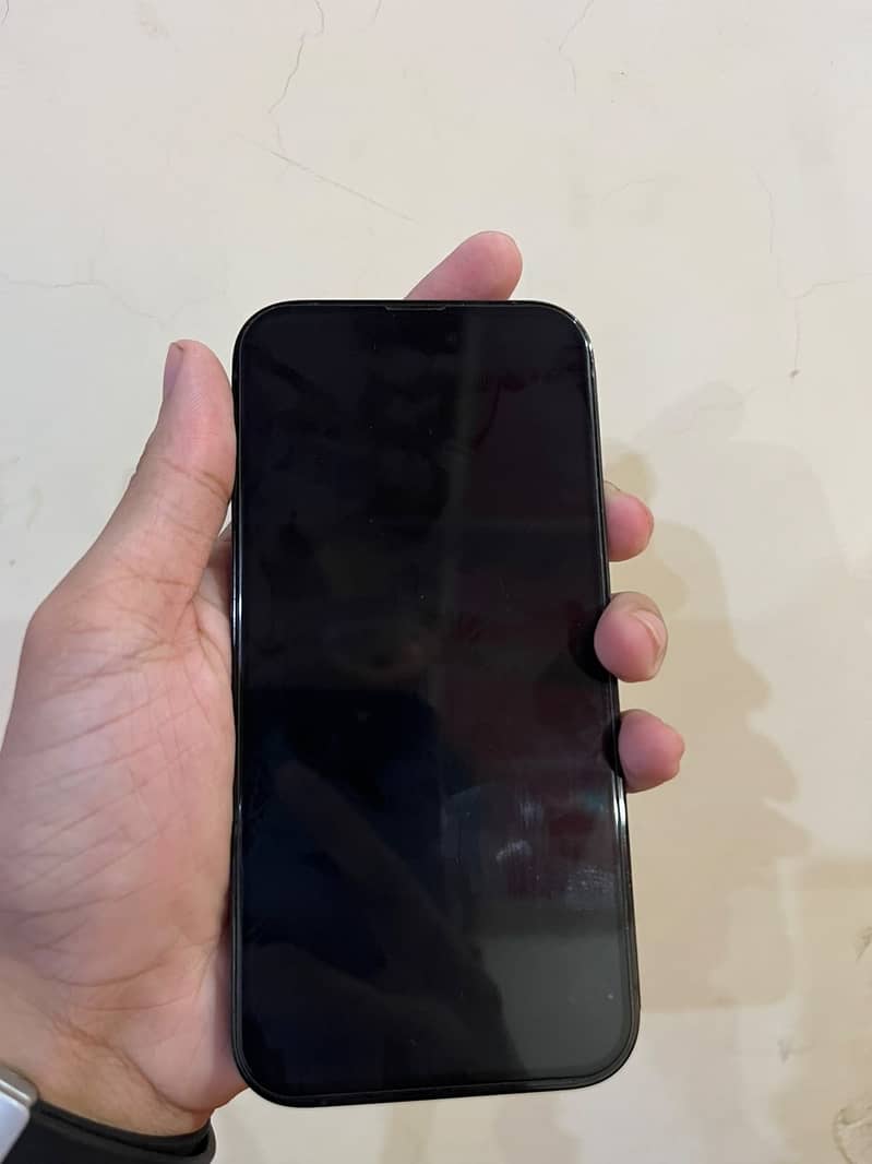 Apple iPhone 14 Pro 2