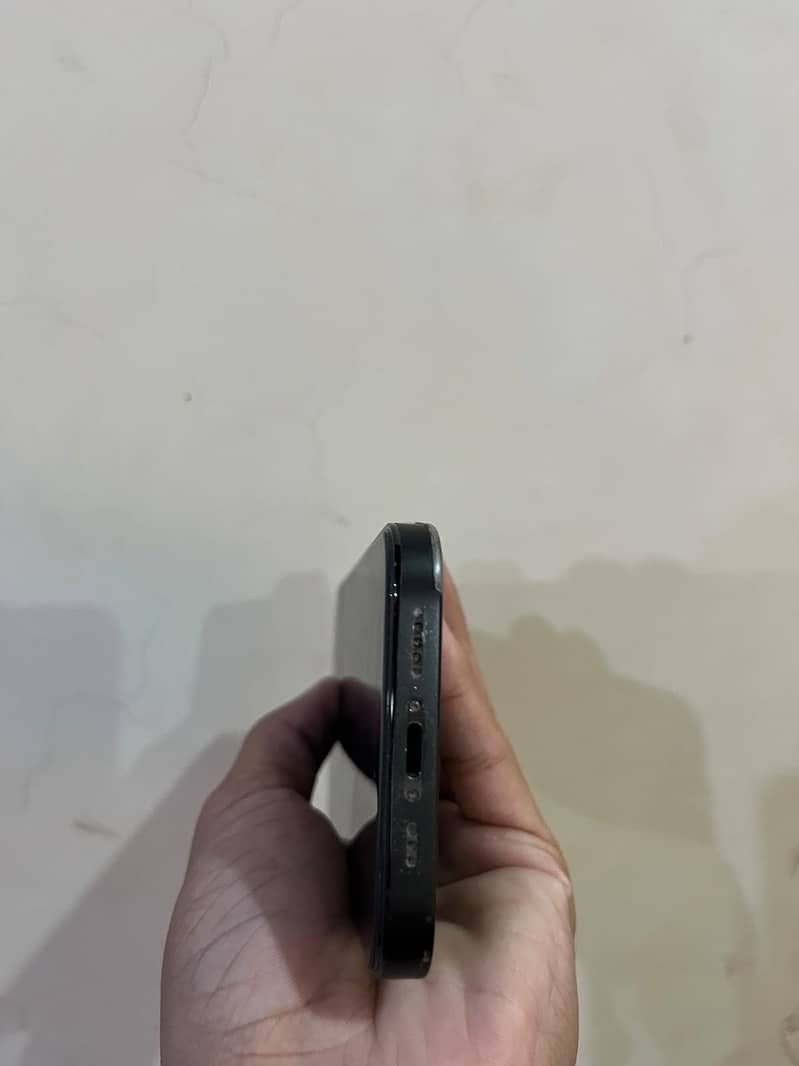 Apple iPhone 14 Pro 4