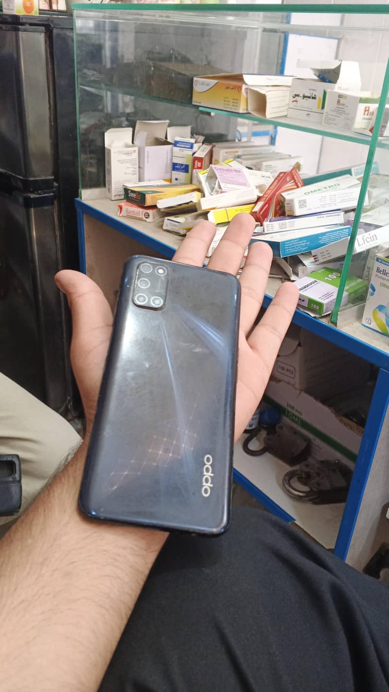 OPPO A52 0