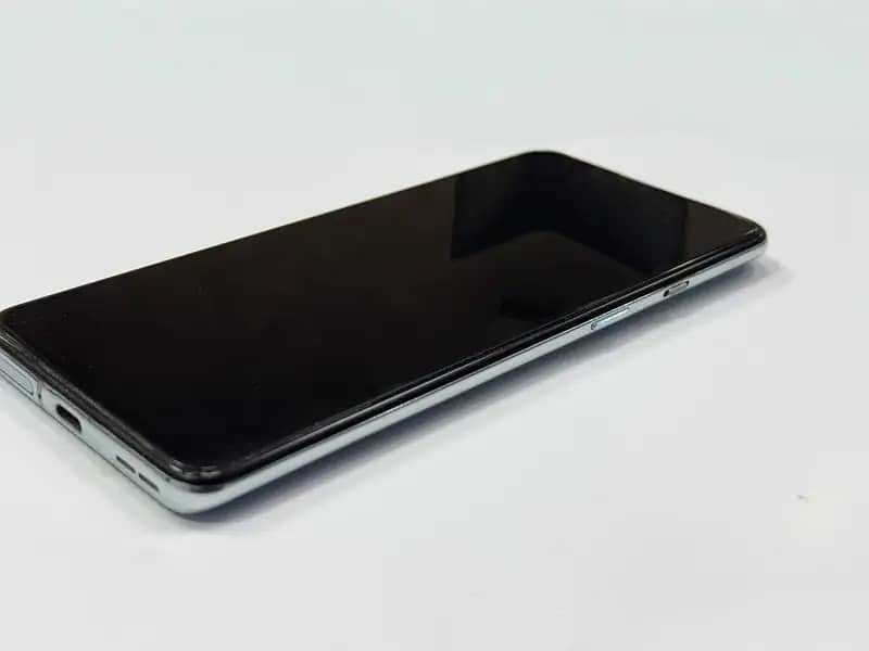 One Plus 8T 2
