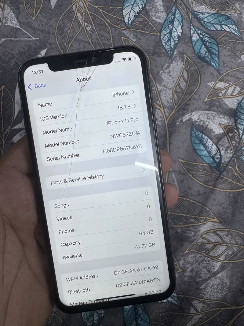 Apple iPhone 11 Pro 4