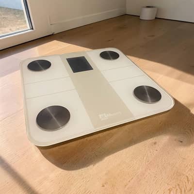Digital Weighing Machine – Like New | Excellent Condition