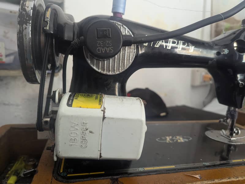 sewing machine 0