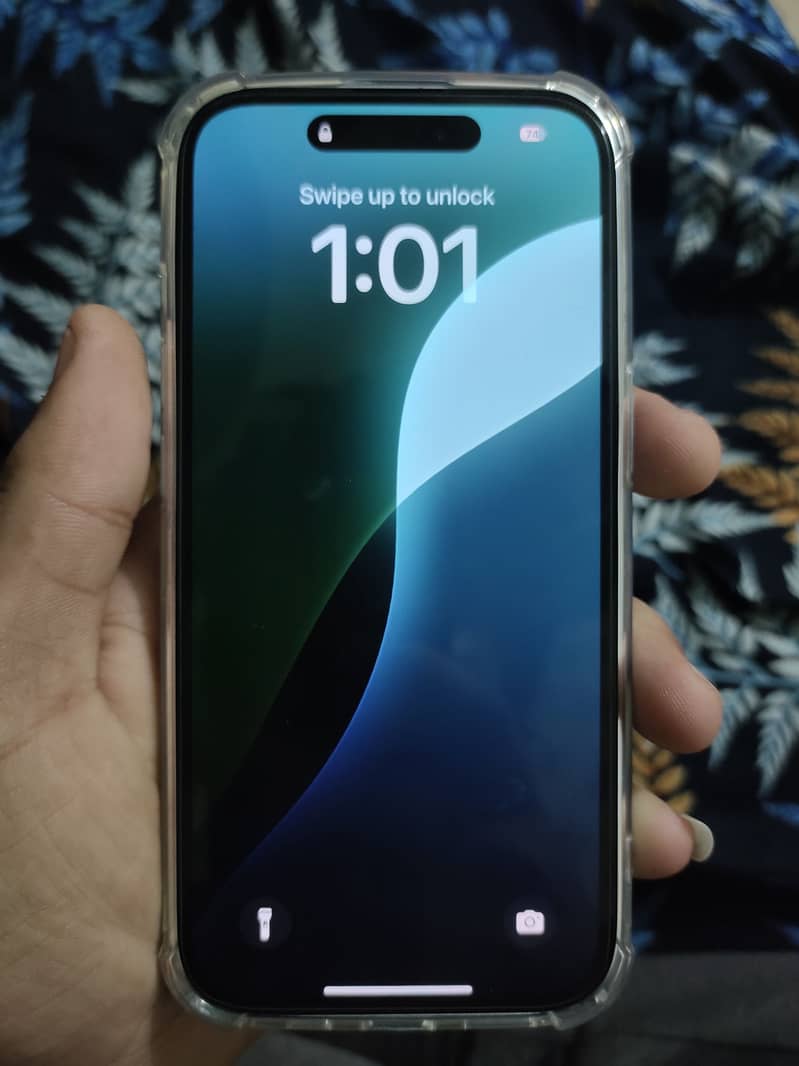 Apple iPhone 15 6