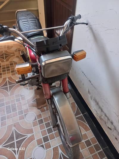yamaha royale YB 100