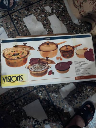 VISIONS U. S. A Dinner Set!