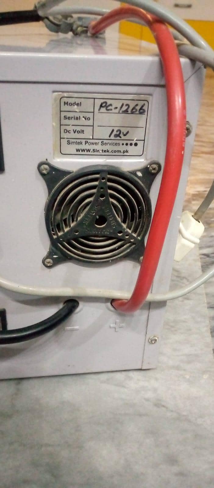 Simtek UPS 2