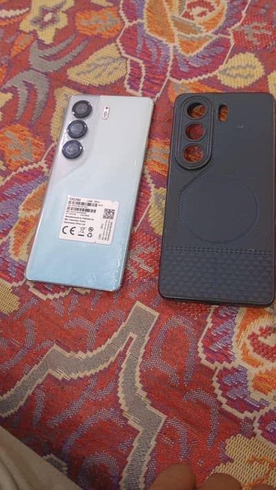 Tecno CAMON 40 Pro