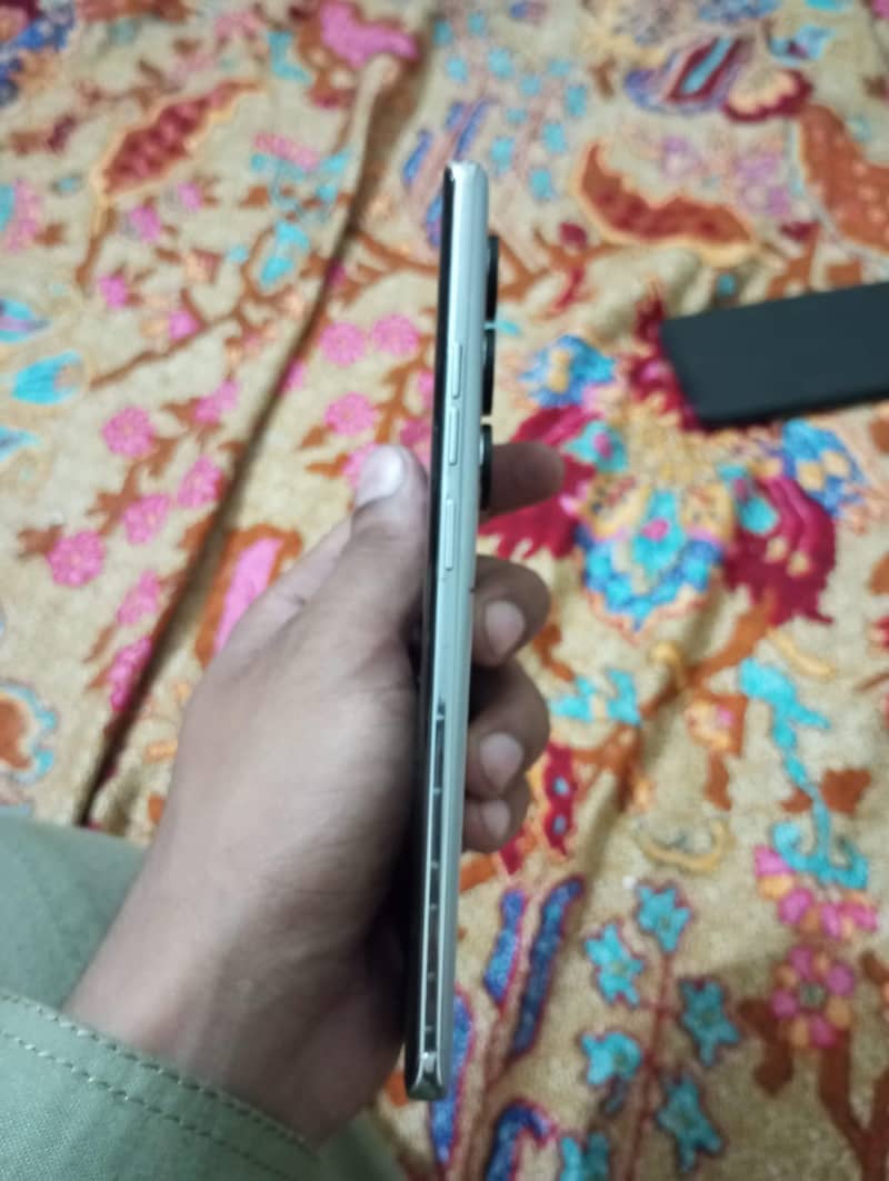 Tecno CAMON 40 Pro 5
