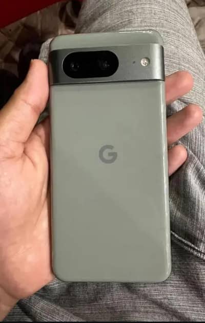 Google Pixel 8 Spanish grey colour