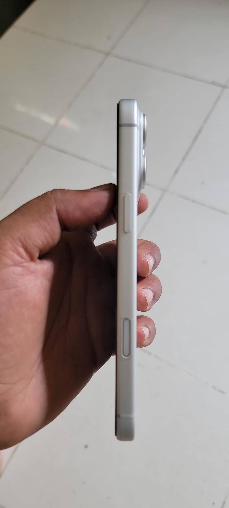 Apple iPhone 17 Pro Max 4