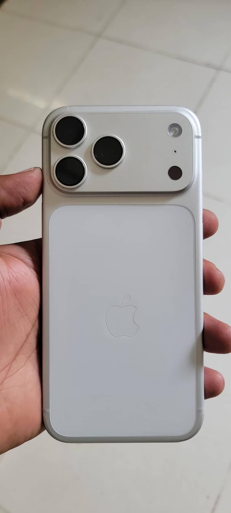 Apple iPhone 17 Pro Max 6