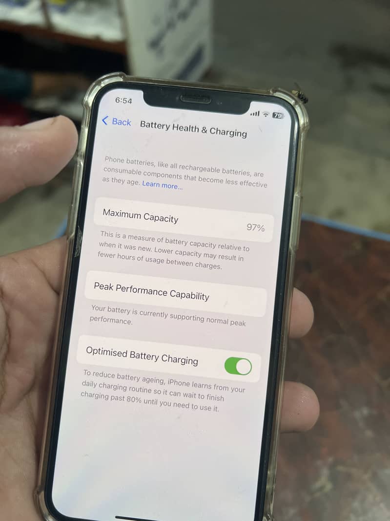 Apple iPhone X 4