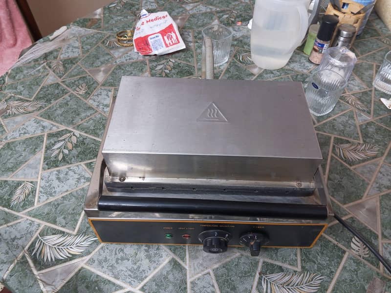 Waffle Maker Machine 2