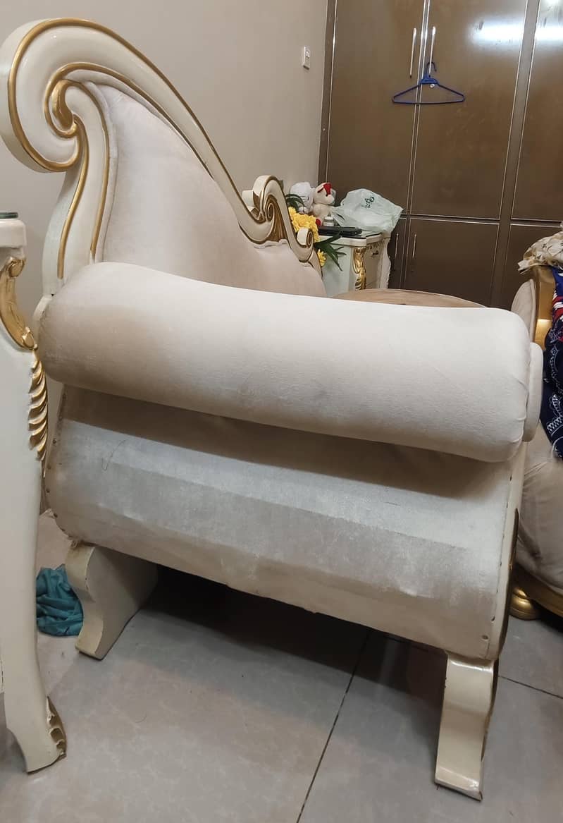 Handmade Solid Wood Deewan 3