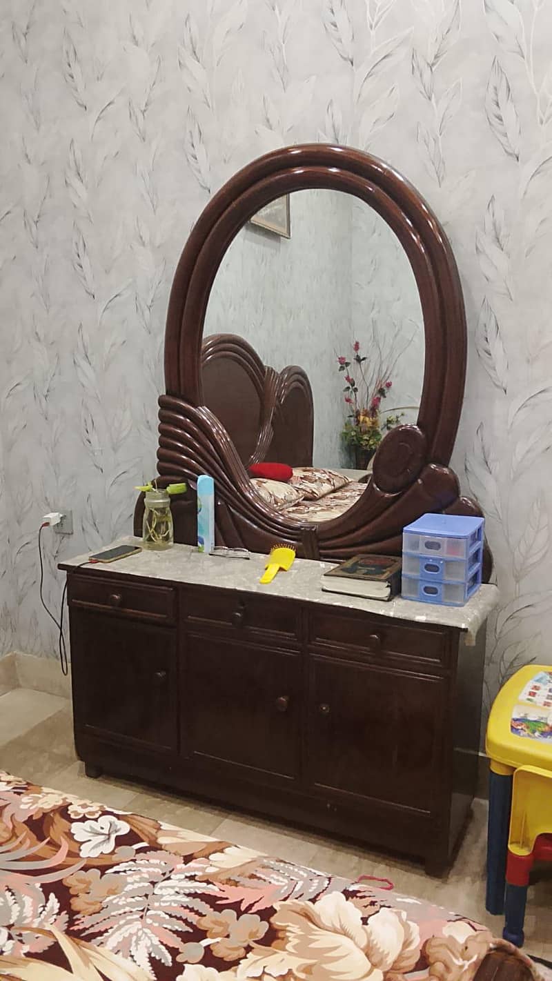 bed and dressing table 1