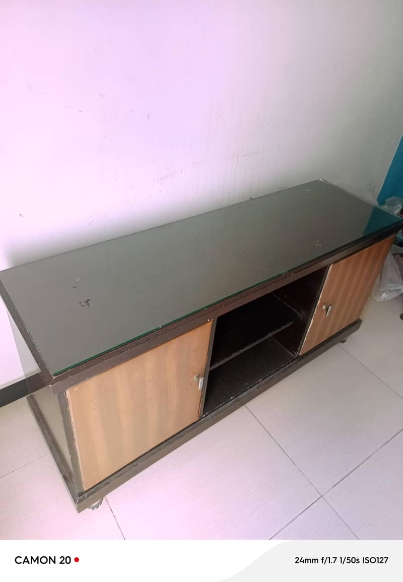 consol table 0
