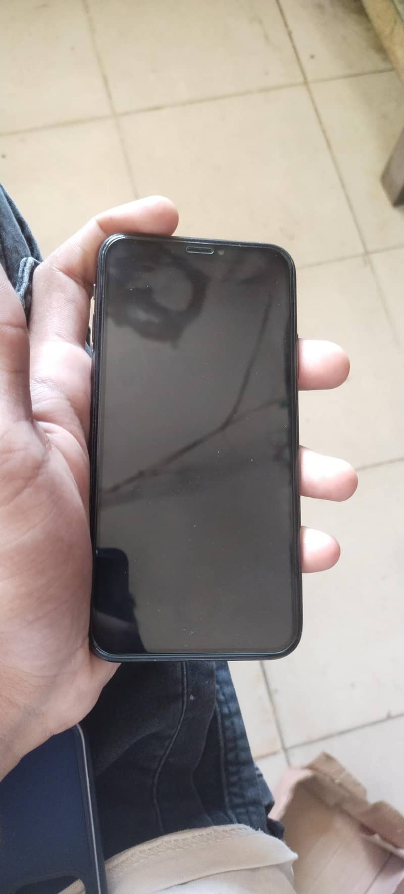 Apple iPhone X 5