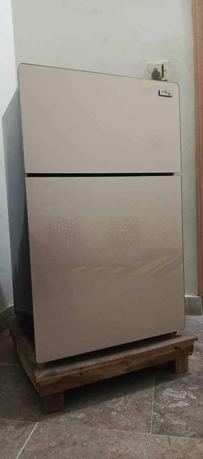 GABA NATIONAL ROOM FRIDGE.  GNR 187GD