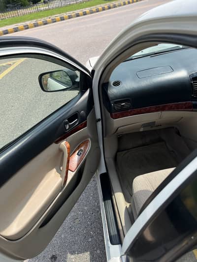 Toyota Premio 2004