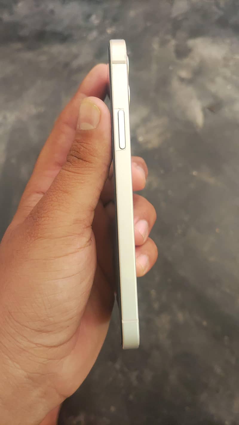 Iphone 12 pta 3