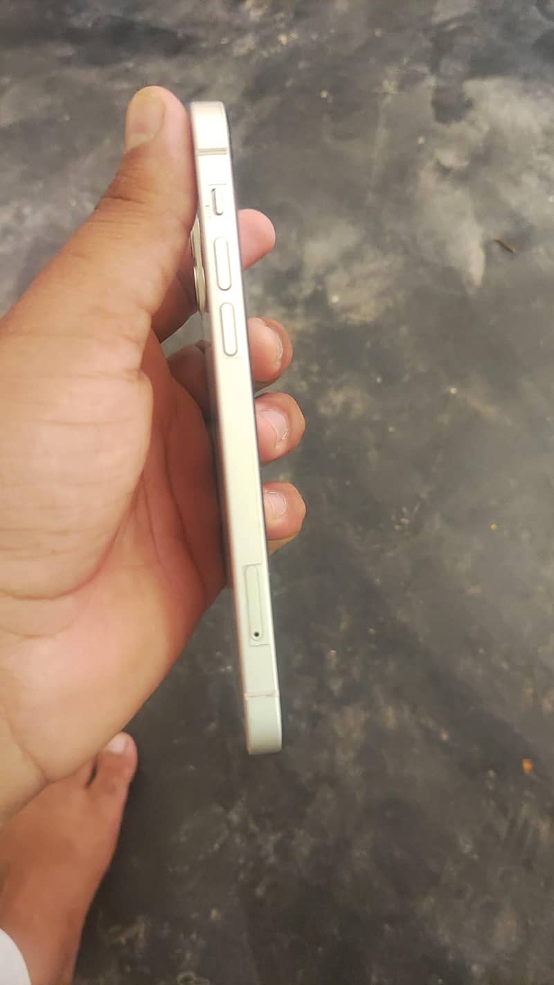 Iphone 12 pta 4
