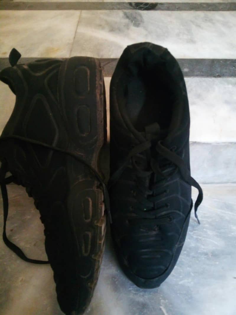 Black Shoes 3