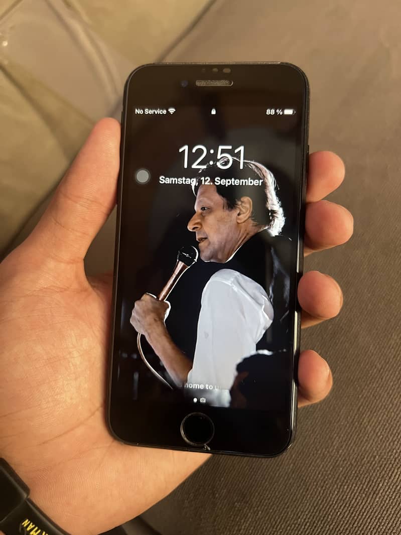 Apple iPhone 7 5