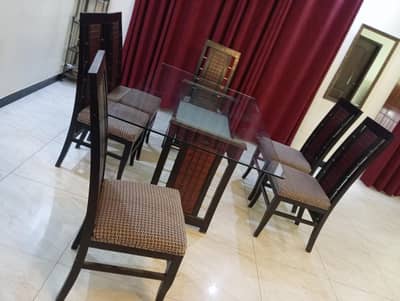 6 seater Dining Table