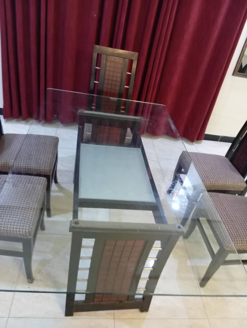 6 seater Dining Table 2