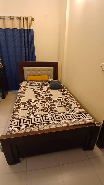 Single bed with mattress