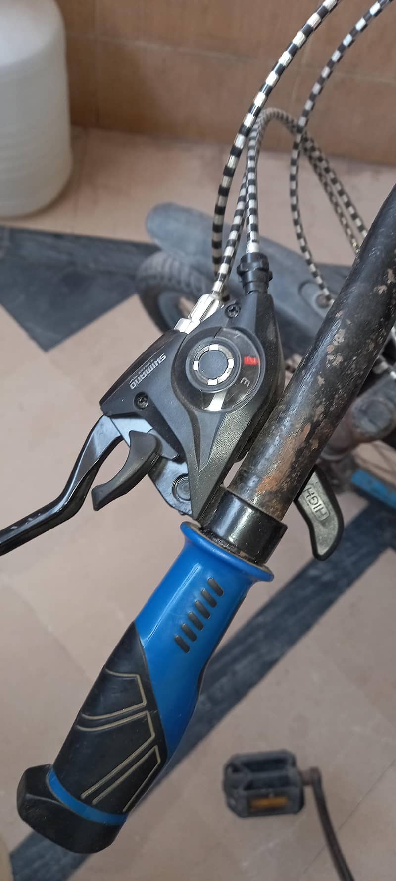 Mountain bicycle 9