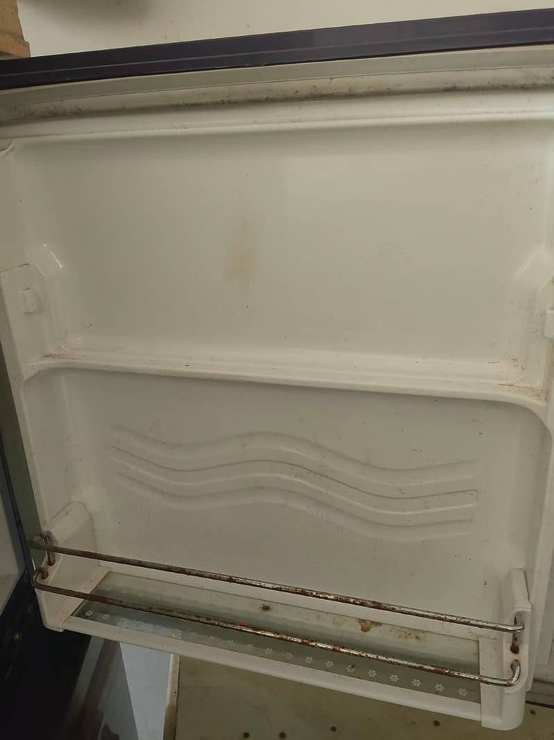 waves refrigerator 1