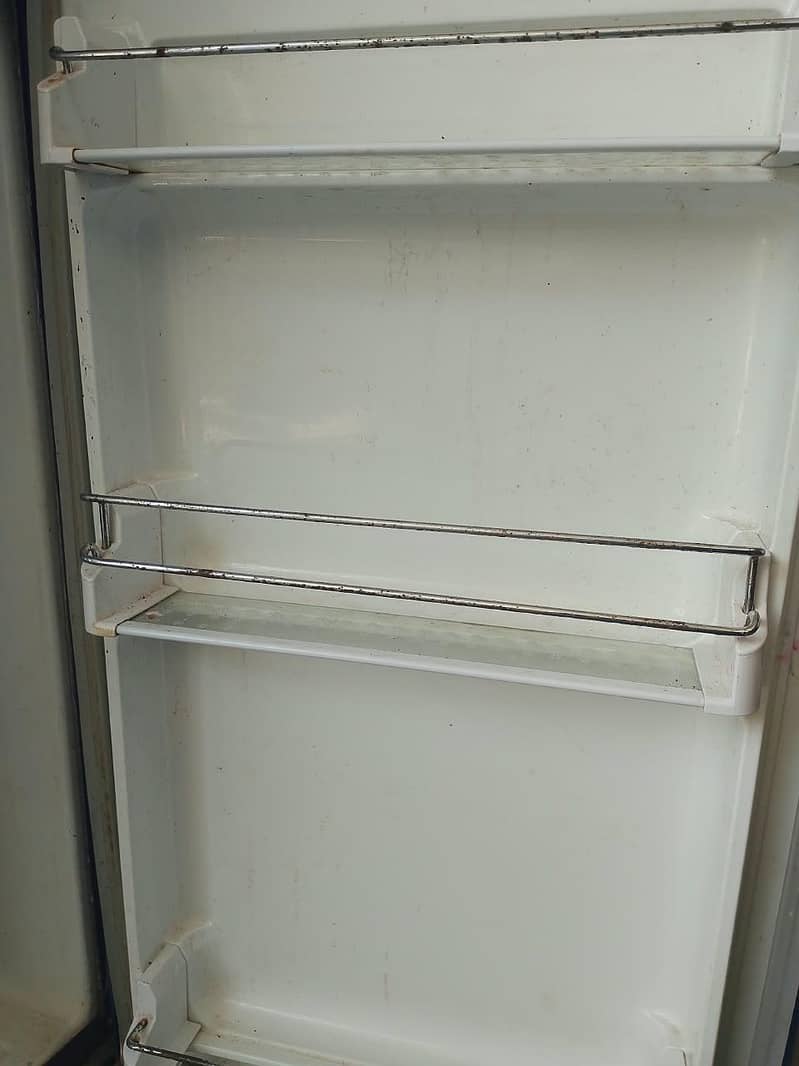 waves refrigerator 6