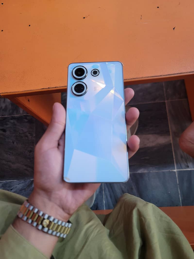 Tecno CAMON 20 0