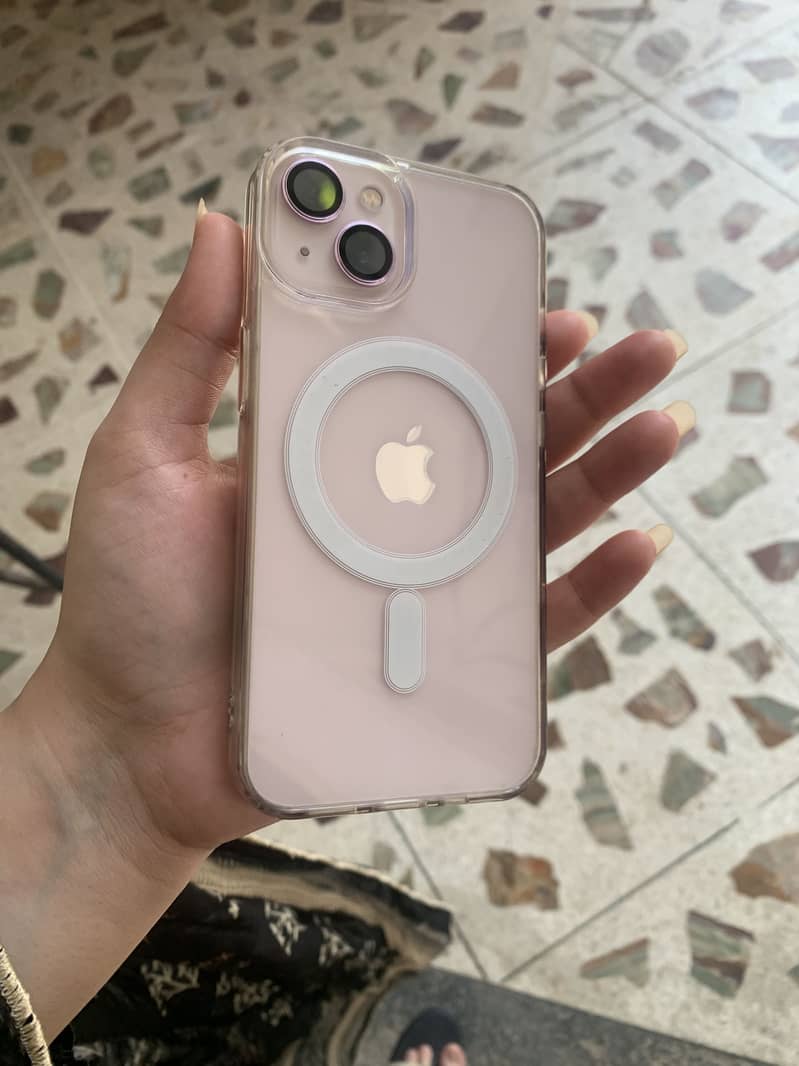 Apple iPhone 13 0