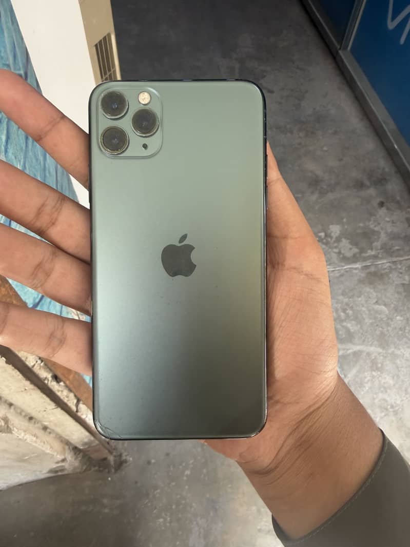 Apple iPhone 11 Pro Max 1