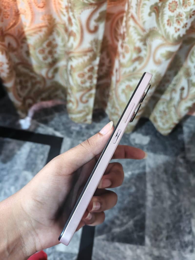 Xiaomi Redmi 13 2