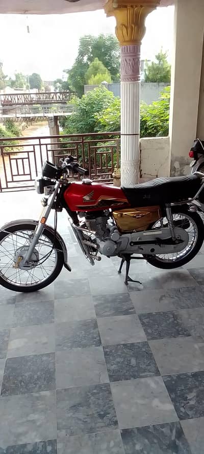 Honda 125cc 2024 model golden